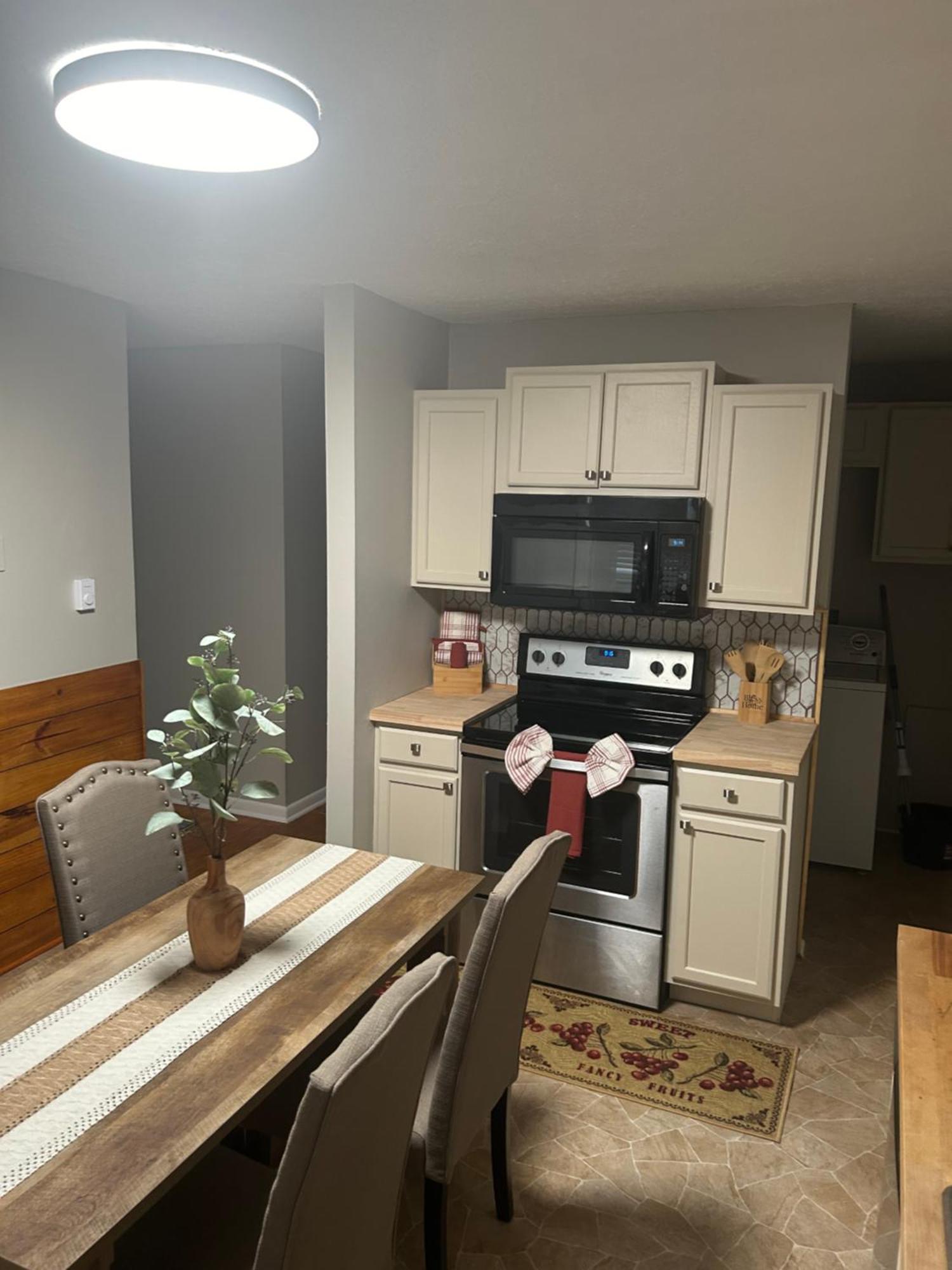 Serene Retreat! 420 Friendly In Designated Area, 3 Minutes To Downtown ريتشموند المظهر الخارجي الصورة