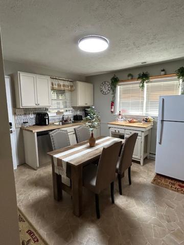 Serene Retreat! 420 Friendly In Designated Area, 3 Minutes To Downtown ريتشموند المظهر الخارجي الصورة